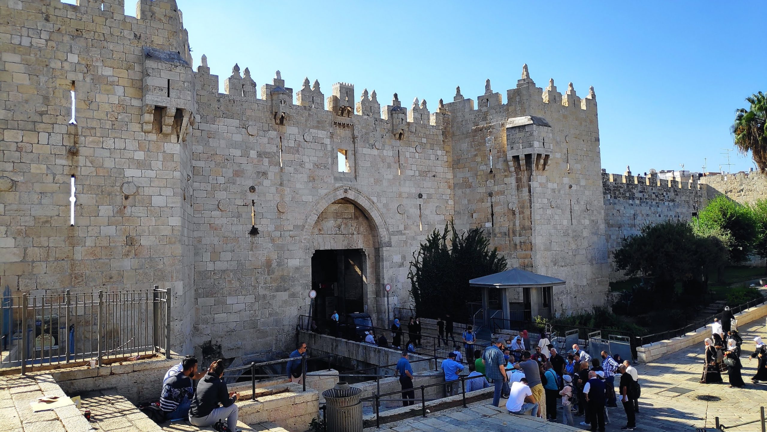 Secrets Behind The Gates Of Jerusalem – Yay Jerusalem